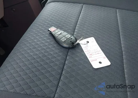 2010 Dodge Grand Caravan Sxt from USA, damaged, VIN 2D4RN5D10AR111568